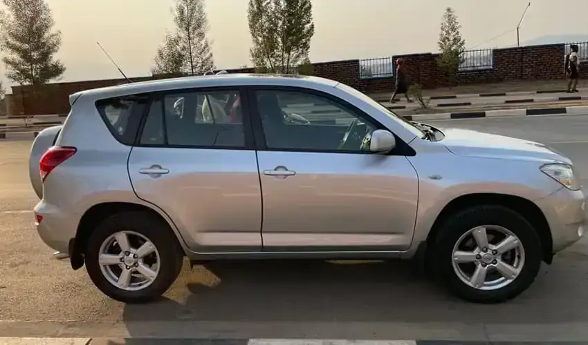 Uganda car rental with Webstar Safaris