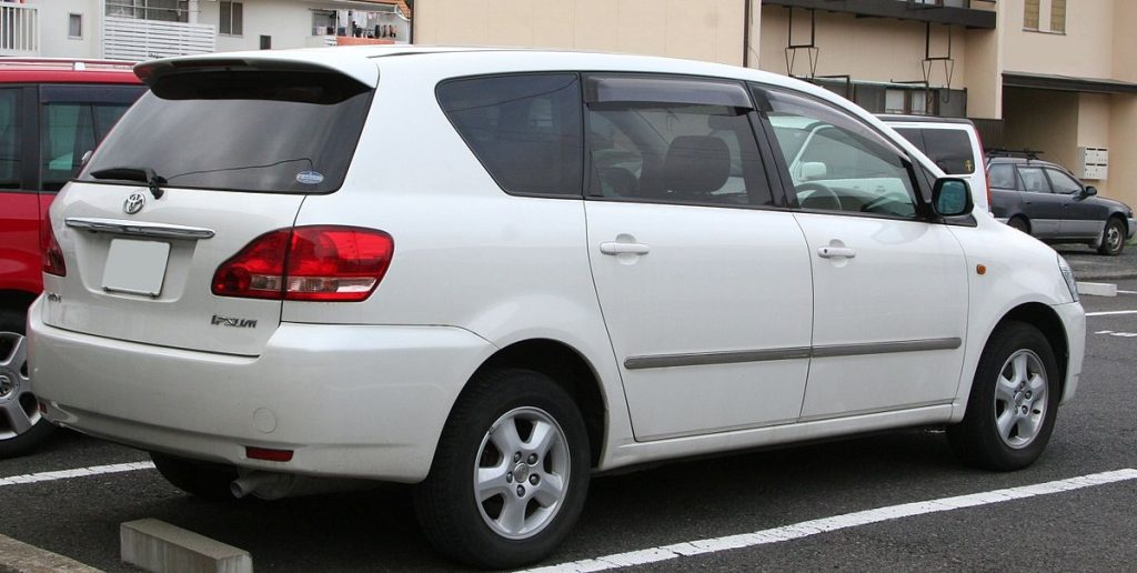 Toyota Ipsum